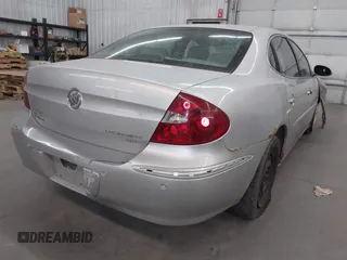 2005 Buick LaCrosse CXL with VIN 2G4WD562051205636, listed as a IAAI auction lot 42036501 with 208,985 mi miles. Bid and sale history available at carsss.com. Image 4.