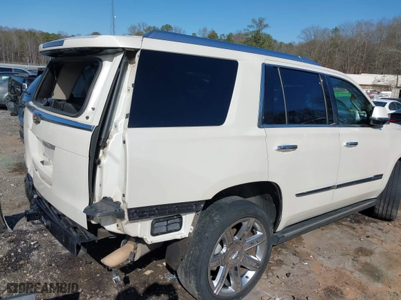 2015 Cadillac Escalade Premium with VIN 1GYS4NKJ8FR514158, listed as a IAAI auction lot 41561419 with 172,470 mi miles. Bid and sale history available at carsss.com. Image 4.