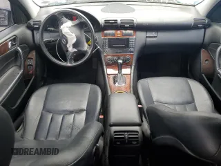 2006 Mercedes-Benz C 280 Luxury с VIN WDBRF54H16A835268, выставлен на аукционе Copart как лот 49882255 с пробегом 145 250 миль миль и Списание • Salvage title. История ставок и продаж доступна на DreamBid. Изображение 8.