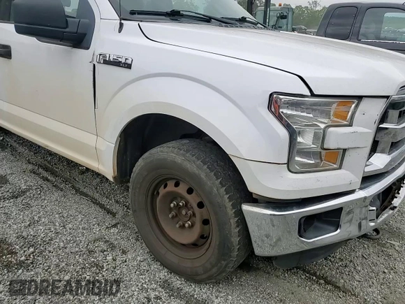 2016 Ford F-150 XLT с VIN 1FTFX1EF4GKE26183, выставлен на аукционе Copart как лот 53752215 с пробегом 216 470 миль миль и Списание • Salvage title. История ставок и продаж доступна на DreamBid. Изображение 13.