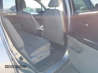 2017 Honda Pilot Touring with VIN 5FNYF5H93HB008088, listed as a IAAI auction lot 41699129 with 110,830 mi miles. Bid and sale history available at carsss.com. Image 8.