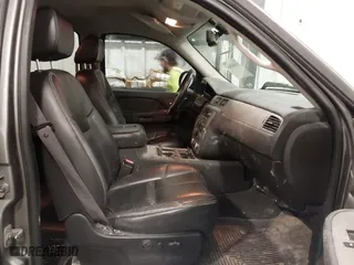 2008 GMC Sierra 1500 Work Truck with VIN 2GTEK133581237014, listed as a IAAI auction lot 41894344 with 125,667 mi miles. Bid and sale history available at carsss.com. Image 5.
