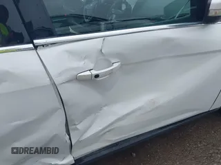 2016 Ford Focus Titanium с VIN 1FADP3N26GL387872, выставлен на аукционе IAAI как лот 42183397 с пробегом 30 557 миль миль и . История ставок и продаж доступна на DreamBid. Изображение 6.