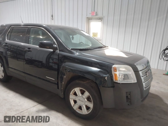 2010 GMC Terrain SLE-1 with VIN 2CTALBEW6A6389986, listed as a IAAI auction lot 41392558 with 141,935 mi miles. Bid and sale history available at carsss.com. Image 1.