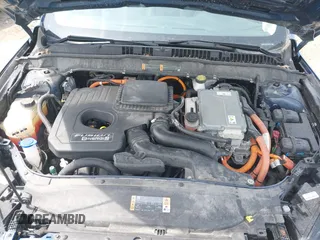 2018 Ford Fusion Energi SE with VIN 3FA6P0PU0JR196091, listed as a IAAI auction lot 42017867 with 70,284 mi miles. Bid and sale history available at carsss.com. Image 10.