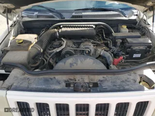 2006 Jeep Commander with VIN 1J8HH48KX6C346677, listed as a Copart auction lot 47023695 with 119,265 mi miles and Clean Title. Bid and sale history available at carsss.com. Image 12.