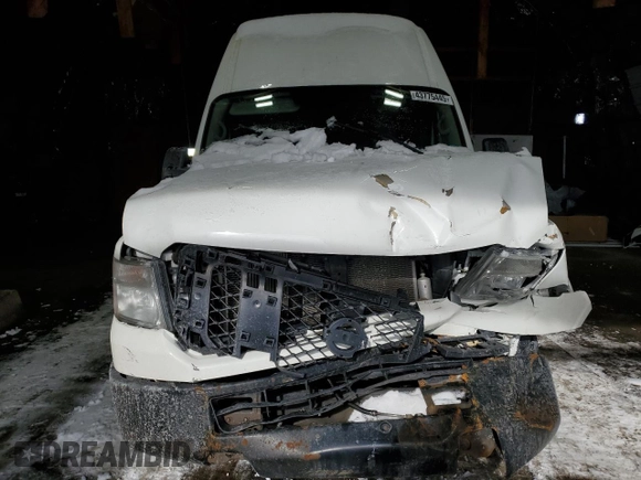2018 Nissan NV Cargo S z VIN 1N6BF0LY5JN810069, wystawiony jako Copart lot #43775445 z przebiegiem 257 977 mil mil oraz Szkoda całkowita • Salvage title. Historia ofert i sprzedaży dostępna na DreamBid. Obrazek 5.