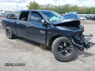 2014 Ram 1500 Big Horn z VIN 1C6RR7TT0ES374655, wystawiony jako IAAI lot #42181721 z przebiegiem 150 000 mil mil oraz . Historia ofert i sprzedaży dostępna na DreamBid. Obrazek 1.