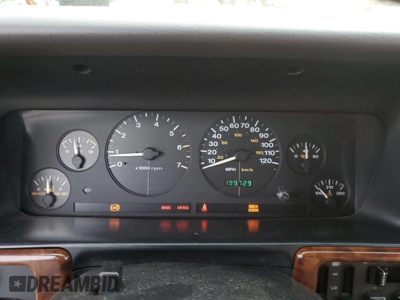 1997 Jeep Grand Cherokee Limited with VIN 1J4GZ78Y0VC727386, listed as a Copart auction lot 78673094 with 199,729 mi miles and Clean Title. Bid and sale history available at carsss.com. Image 9.