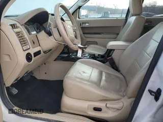 2012 Ford Escape Limited z VIN 1FMCU0EG2CKA92837, wystawiony jako Copart lot #45421395 z przebiegiem 93 883 mil mil oraz Czysty tytuł • Clean title. Historia ofert i sprzedaży dostępna na DreamBid. Obrazek 7.