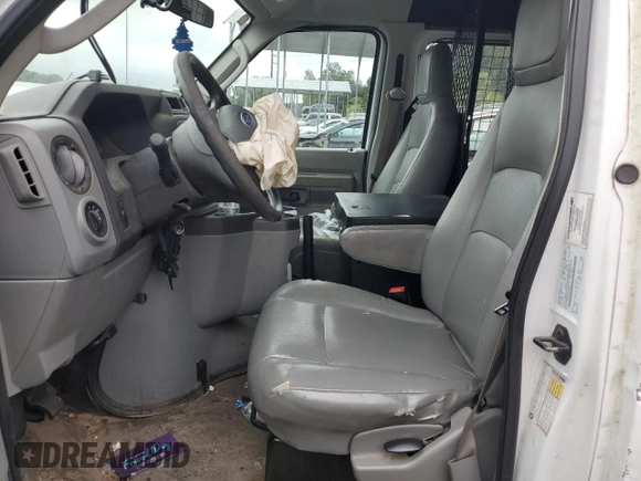 2010 Ford Econoline Cargo Commercial with VIN 1FTNE2EL8ADA54016, listed as a Copart auction lot 81127704 with 190,219 mi miles and Salvage title. Bid and sale history available at DreamBid. Image 7.