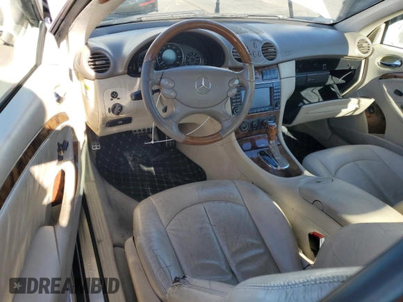 2006 Mercedes-Benz CLK 350 z VIN WDBTJ56JX6F169342, wystawiony jako Copart lot #81269934 z przebiegiem 256 605 mil mil oraz Szkoda całkowita • Salvage title. Historia ofert i sprzedaży dostępna na DreamBid. Obrazek 8.