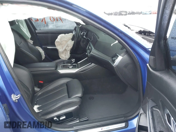 2022 BMW 3 Series 330i z VIN 3MW5R1J06N8C49056, wystawiony jako IAAI lot #41496252 z przebiegiem Nie podano mil oraz . Historia ofert i sprzedaży dostępna na DreamBid. Obrazek 5.
