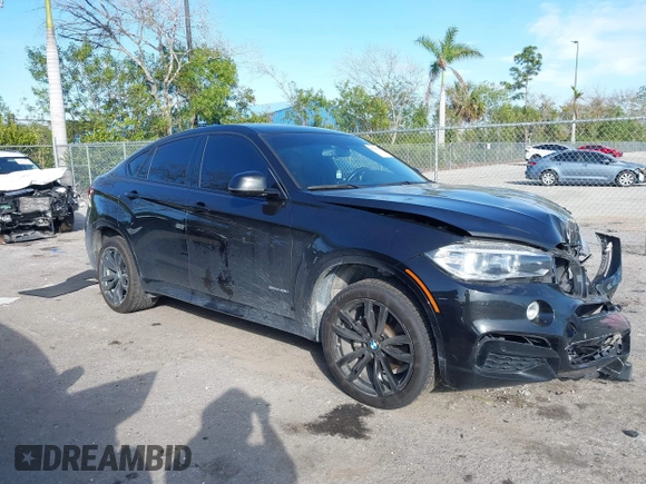 2018 BMW X6 sDrive35i with VIN 5UXKU0C5XJ0G80724, listed as a IAAI auction lot 41274338 with 122,696 mi miles. Bid and sale history available at carsss.com. Image 1.