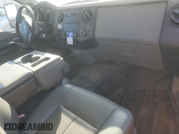 2014 Ford F-250 XL with VIN 1FTBF2A60EEA98432, listed as a Copart auction lot 88311635 with 320,415 mi miles and Salvage title. Bid and sale history available at DreamBid. Image 8.