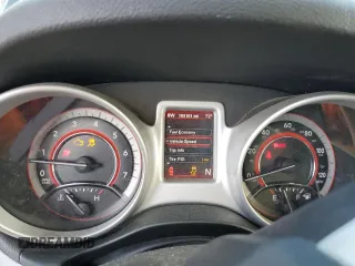 2011 Dodge Journey Crew with VIN 3D4PG3FG5BT521689, listed as a Copart auction lot 62148065 with 105,101 mi miles and Salvage title. Bid and sale history available at DreamBid. Image 9.