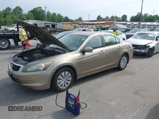 2008 Honda Accord LX z VIN 1HGCP26328A035653, wystawiony jako IAAI lot #42239314 z przebiegiem 195 823 mil mil oraz . Historia ofert i sprzedaży dostępna na DreamBid. Obrazek 2.