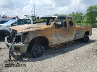 2011 Ford F-250 XL с VIN 1FT7X2B63BEA78382, выставлен на аукционе Copart как лот 59082725 с пробегом Не указан миль и На запчасти • Non repairable. История ставок и продаж доступна на DreamBid. Изображение 1.