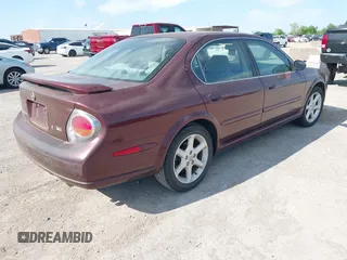 2003 Nissan Maxima SE z VIN JN1DA31D93T517109, wystawiony jako IAAI lot #42019171 z przebiegiem 168 494 mil mil oraz . Historia ofert i sprzedaży dostępna na DreamBid. Obrazek 4.