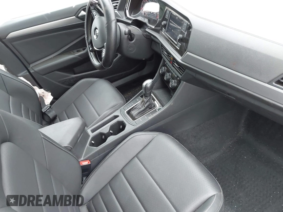 2021 Volkswagen Jetta S z VIN 3VWC57BU1MM070677, wystawiony jako IAAI lot #42312226 z przebiegiem 53 808 mil mil oraz . Historia ofert i sprzedaży dostępna na DreamBid. Obrazek 5.