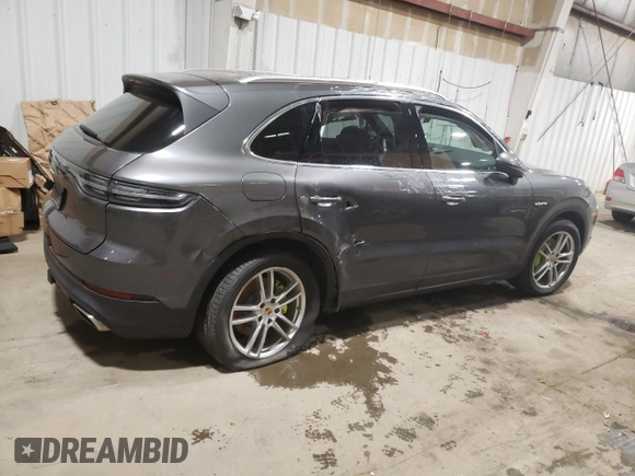 2022 Porsche Cayenne E-Hybrid with VIN WP1AE2AY9NDA27007, listed as a Copart auction lot 89154955 with 11,059 mi miles and Salvage title. Bid and sale history available at DreamBid. Image 3.
