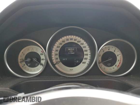 2015 Mercedes-Benz E 350 Luxury with VIN WDDHH8JB0FB083412, listed as a Copart auction lot 52053855 with 117,040 mi miles and Salvage title. Bid and sale history available at DreamBid. Image 9.