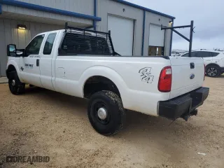 2014 Ford Super Duty F-250 SRW XLT with VIN 1FT7X2BT0EEB28715, listed as a Copart auction lot 43449075 with 177,622 mi miles and Clean Title. Bid and sale history available at carsss.com. Image 2.