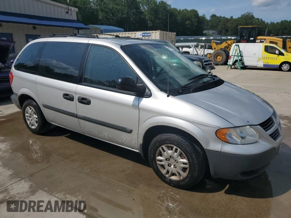 2005 Dodge Caravan SE with VIN 1D4GP25B25B224935, listed as a Copart auction lot 65548624 with 151,914 mi miles and Salvage title. Bid and sale history available at DreamBid. Image 4.