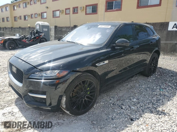 2017 Jaguar F-Pace 20d R-Sport z VIN SADCL2BN1HA085899, wystawiony jako Copart lot #59713495 z przebiegiem 104 596 mil mil oraz Czysty tytuł • Clean title. Historia ofert i sprzedaży dostępna na DreamBid. Obrazek 1.