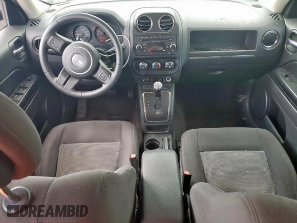 2017 Jeep Patriot Latitude with VIN 1C4NJPFB2HD184396, listed as a Copart auction lot 59564425 with 150,461 mi miles and Salvage title. Bid and sale history available at DreamBid. Image 8.