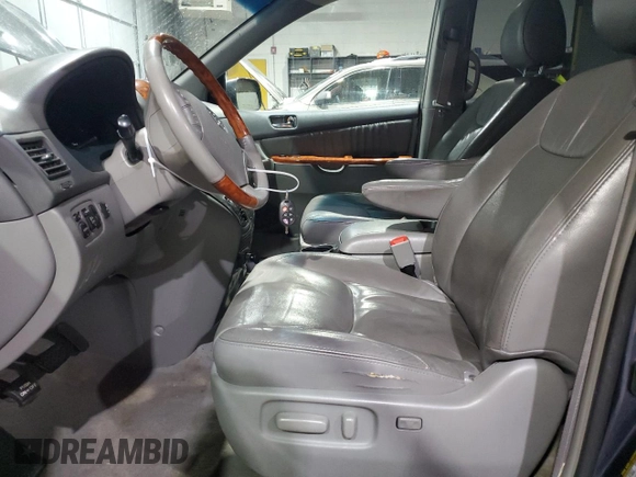 2009 Toyota Sienna XLE with VIN 5TDBK22C89S025731, listed as a Copart auction lot 43915875 with 143,703 mi miles and Salvage Title. Bid and sale history available at DreamBid. Image 7.