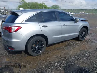 2017 Acura RDX Advance with VIN 5J8TB3H72HL006257, listed as a IAAI auction lot 42095710 with 122,742 mi miles and . Bid and sale history available at DreamBid. Image 4.