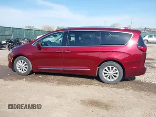 2018 Chrysler Pacifica Touring L Plus с VIN 2C4RC1EG1JR276513, выставлен на аукционе IAAI как лот 41973747 с пробегом 89 888 миль миль и . История ставок и продаж доступна на DreamBid. Изображение 14.
