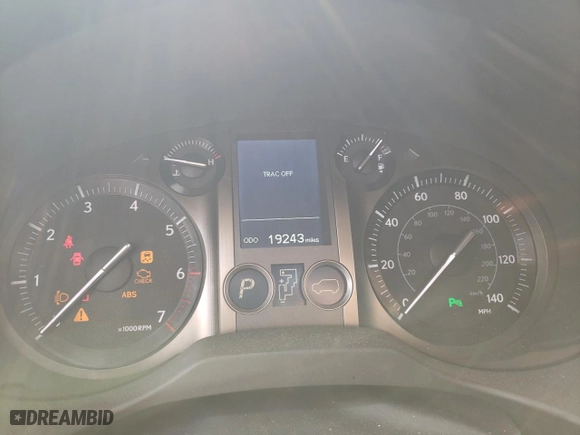 2018 Lexus GX with VIN JTJBM7FX1J5200266, listed as a Copart auction lot 38982683 with 19,243 mi miles. Bid and sale history available at carsss.com. Image 9.