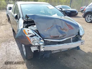 2007 Toyota Prius z VIN JTDKB20U273203420, wystawiony jako IAAI lot #42120951 z przebiegiem 261 452 mil mil oraz . Historia ofert i sprzedaży dostępna na DreamBid. Obrazek 6.