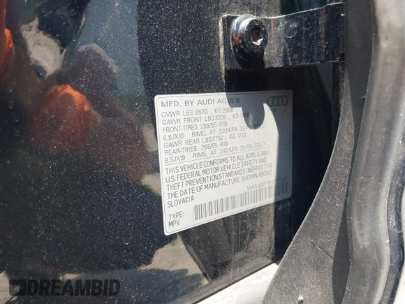 2017 Audi Q7 Premium Plus with VIN WA1LAAF76HD017887, listed as a IAAI auction lot 42426902 with 31,478 mi miles and . Bid and sale history available at DreamBid. Image 9.