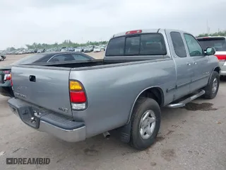 2002 Toyota Tundra SR5 with VIN 5TBRT34102S317322, listed as a IAAI auction lot 41907115 with 192,277 mi miles. Bid and sale history available at carsss.com. Image 4.