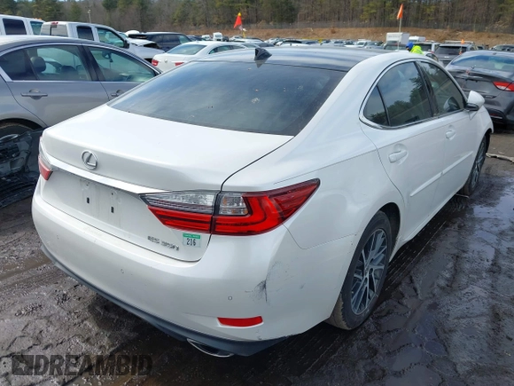 2016 Lexus ES with VIN 58ABK1GG0GU034944, listed as a IAAI auction lot 41729979 with 122,531 mi miles and . Bid and sale history available at carsss.com. Image 4.