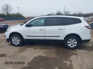 2016 Chevrolet Traverse LS with VIN 1GNKRFKD2GJ322409, listed as a IAAI auction lot 41801460 with 227,212 mi miles. Bid and sale history available at carsss.com. Image 14.