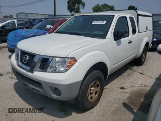2018 Nissan Frontier S z VIN 1N6BD0CT6JN758008, wystawiony jako Copart lot #62070105 z przebiegiem 256 201 mil mil oraz Czysty tytuł • Clean title. Historia ofert i sprzedaży dostępna na DreamBid. Obrazek 1.