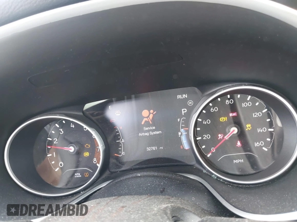 2018 Jeep Compass Latitude with VIN 3C4NJDBB4JT176031, listed as a IAAI auction lot 42125161 with 32,761 mi miles and . Bid and sale history available at DreamBid. Image 7.