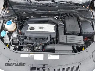 2013 Volkswagen CC Lux with VIN WVWRP7AN5DE554388, listed as a IAAI auction lot 41004116 with 162,457 mi miles. Bid and sale history available at carsss.com. Image 10.