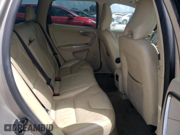 2012 Volvo XC60 3.2L z VIN YV4952DL5C2282067, wystawiony jako Copart lot #45854725 z przebiegiem 248 826 mil mil oraz Szkoda całkowita • Salvage title. Historia ofert i sprzedaży dostępna na DreamBid. Obrazek 22.