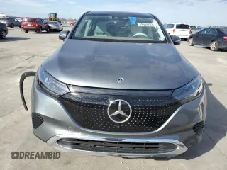 2023 Mercedes-Benz EQE 350+ z VIN 4JGGM2BBXPA001329, wystawiony jako Copart lot #79974703 z przebiegiem 1 516 mil mil oraz . Historia ofert i sprzedaży dostępna na DreamBid. Obrazek 5.
