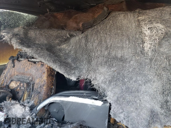 2004 Mercury Mountaineer Convenience z VIN 4M2ZU86K04ZJ53671, wystawiony jako Copart lot #54557315 z przebiegiem Nie podano mil oraz Szkoda całkowita • Salvage title. Historia ofert i sprzedaży dostępna na DreamBid. Obrazek 10.