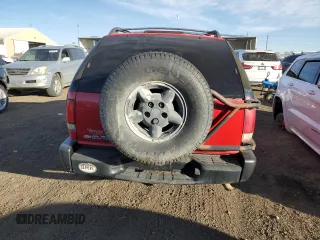 2004 Chevrolet Blazer LS z VIN 1GNCT18X34K141674, wystawiony jako Copart lot #85500954 z przebiegiem Nie podano mil oraz Czysty tytuł • Clean title. Historia ofert i sprzedaży dostępna na DreamBid. Obrazek 6.
