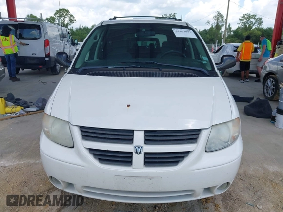 2005 Dodge Caravan SXT с VIN 2D4GP44L85R476597, выставлен на аукционе IAAI как лот 42667976 с пробегом 121 903 миль миль и . История ставок и продаж доступна на DreamBid. Изображение 12.