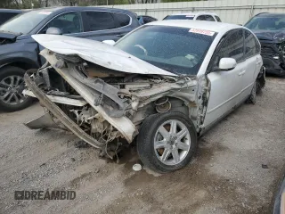2007 Volvo S40 2.4L z VIN YV1MS390172263655, wystawiony jako Copart lot #52999755 z przebiegiem Nie podano mil oraz Nie do naprawy. Historia ofert i sprzedaży dostępna na DreamBid. Obrazek 1.