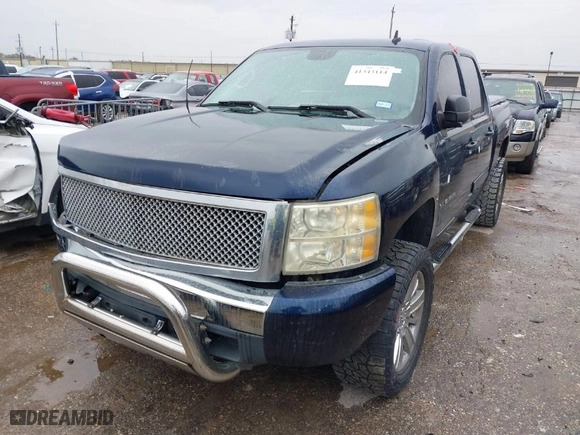 2011 Chevrolet Silverado 1500 LS with VIN 3GCPCREA0BG155187, listed as a IAAI auction lot 41343114 with 96,458 mi miles. Bid and sale history available at carsss.com. Image 6.
