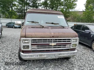 1988 Chevrolet Chevy Van с VIN 1GBEG25K9J7124336, выставлен на аукционе Copart как лот 61481255 с пробегом 613 557 миль миль и Чистый • Clean title. История ставок и продаж доступна на DreamBid. Изображение 5.